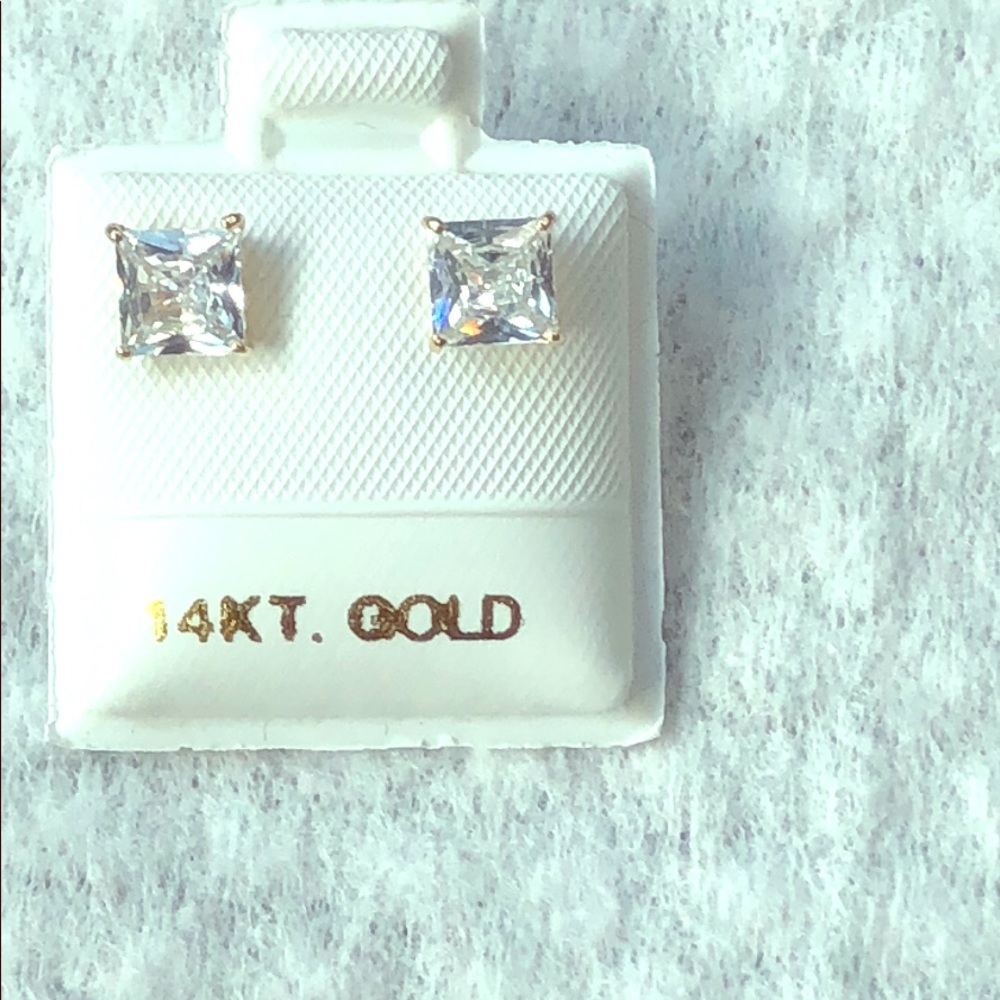 Studs earring Princess 14k solid gold diamonds CZ